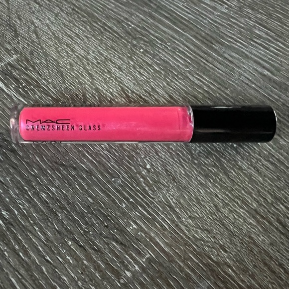 🆕 MAC Astral Cremesheen Glass Lipgloss - Picture 3 of 6